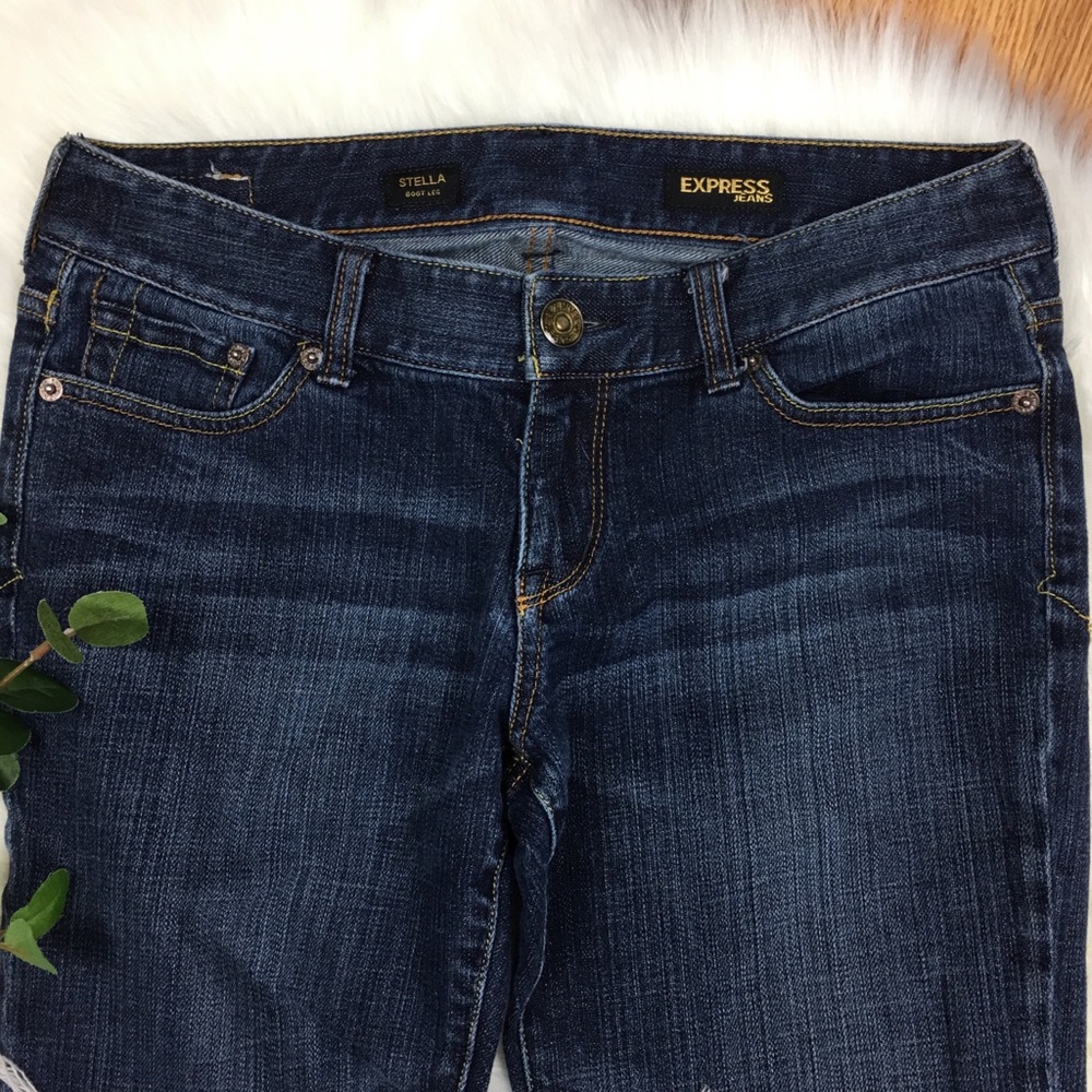 EXPRESS Stella Boot Cut Raw Hem Crop Jeans Sz 6 - Picture 3 of 8